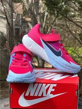 Nike Little Kids Girls Sonic Fly Casual Everyday Sneaker Youth Preschool 13C NEW